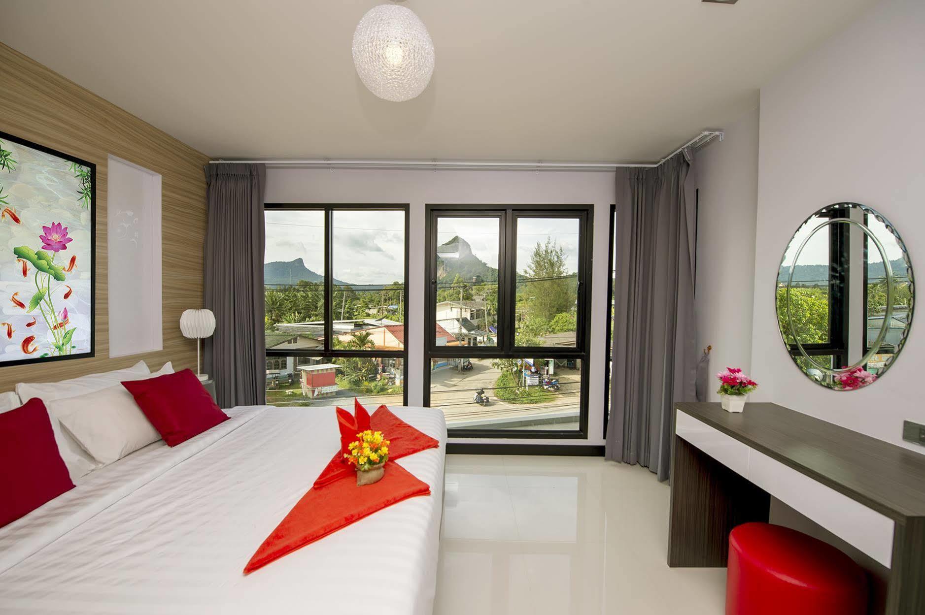 The Lucky Beach Ao Nang Екстер'єр фото